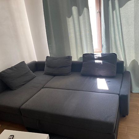 Royal Suite Unirii-2 Bdr Apartment Bukares Bagian luar foto